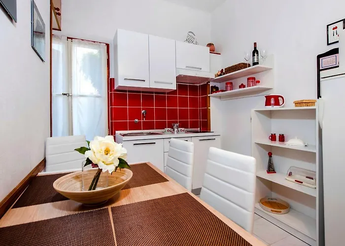 Stela - One Bedroom Διαμέρισμα Ρόβινι