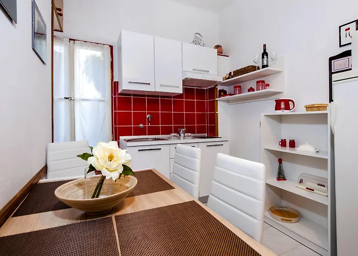Stela - One Bedroom Apartment Rovinj